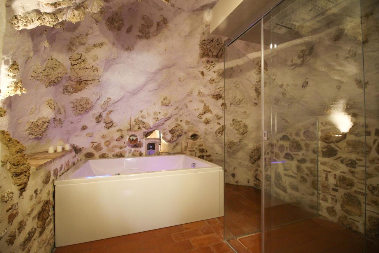 Santo'S House Luxury - Idromassaggio E Doccia Emozionale Villa Santo Stefano Di Sessanio Dış mekan fotoğraf