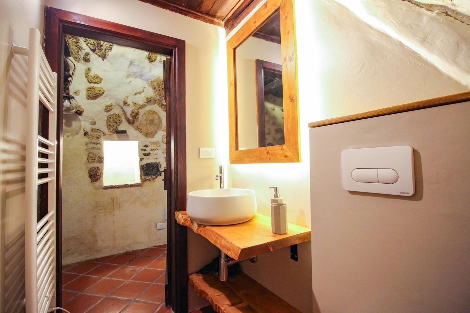 Santo'S House Luxury - Idromassaggio E Doccia Emozionale Villa Santo Stefano Di Sessanio Dış mekan fotoğraf